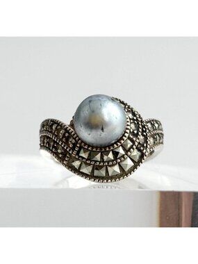 Marcasite Faux Tahitian Pearl Bypass 925 Sterling Silver Vintage Ring - sz 6.25